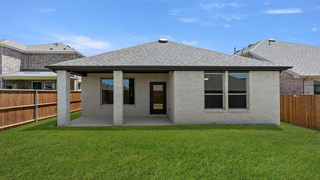 26. 1416 Martingale - Back 26. 1416 Martingale - Back