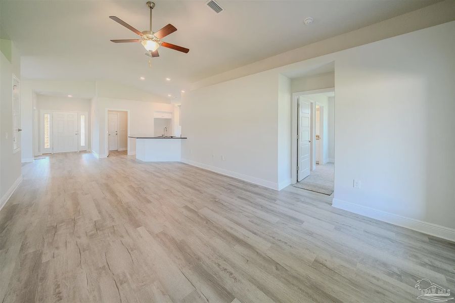 Spacious, unfurnished interior of a new home in Pine Top, Cantonment (Image 11).