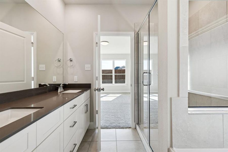 Furnished interior view inside a new home in Venetian, Weston (Image 11).