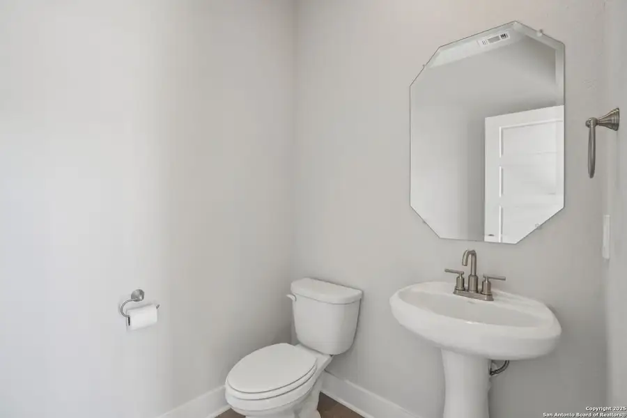 Image 53 of a home in Carmel Ranch.