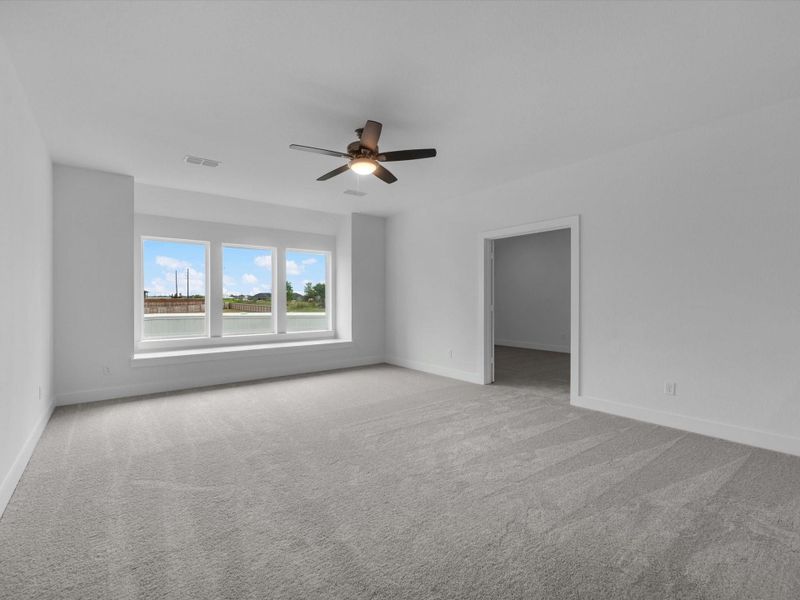 Spacious, unfurnished interior of a new home in Pecan Ridge, Fulshear (Image 24).