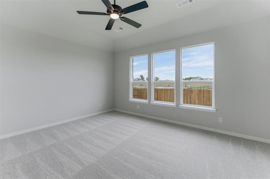 Spacious, unfurnished interior of a new home in Cedar Ridge Estates, Anna (Image 16).