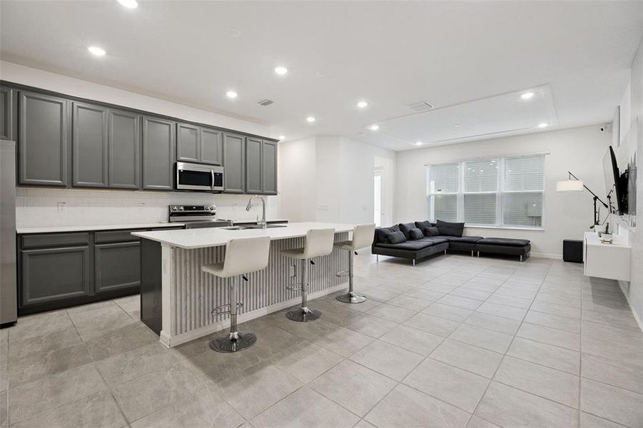 Furnished interior view inside a new home in , Winter Garden (Image 13).