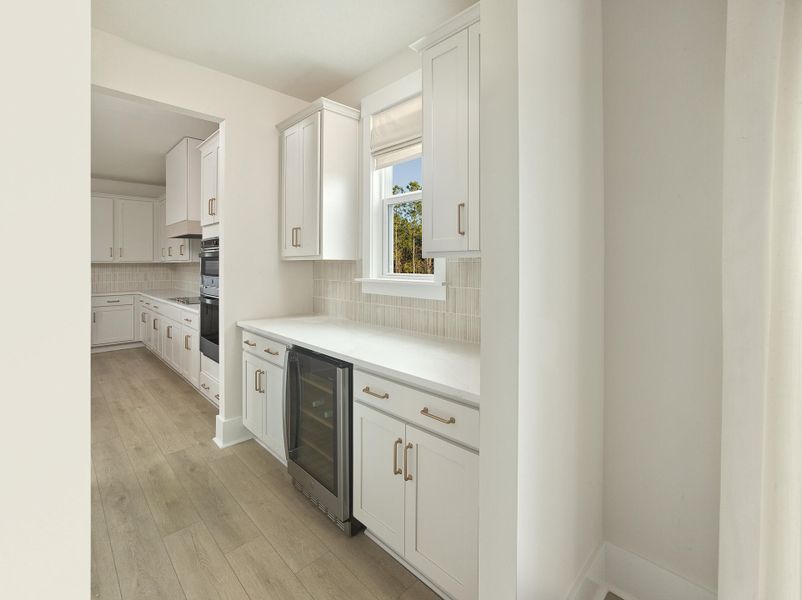 Furnished interior view inside a new home in , Ravenel (Image 3).
