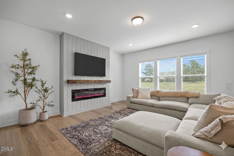 Linear Gas Fireplace Linear Gas Fireplace