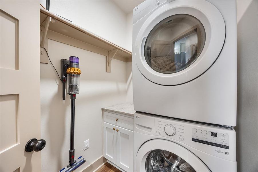 Close-up of interior finishes inside a home in , Venus (Image 18).