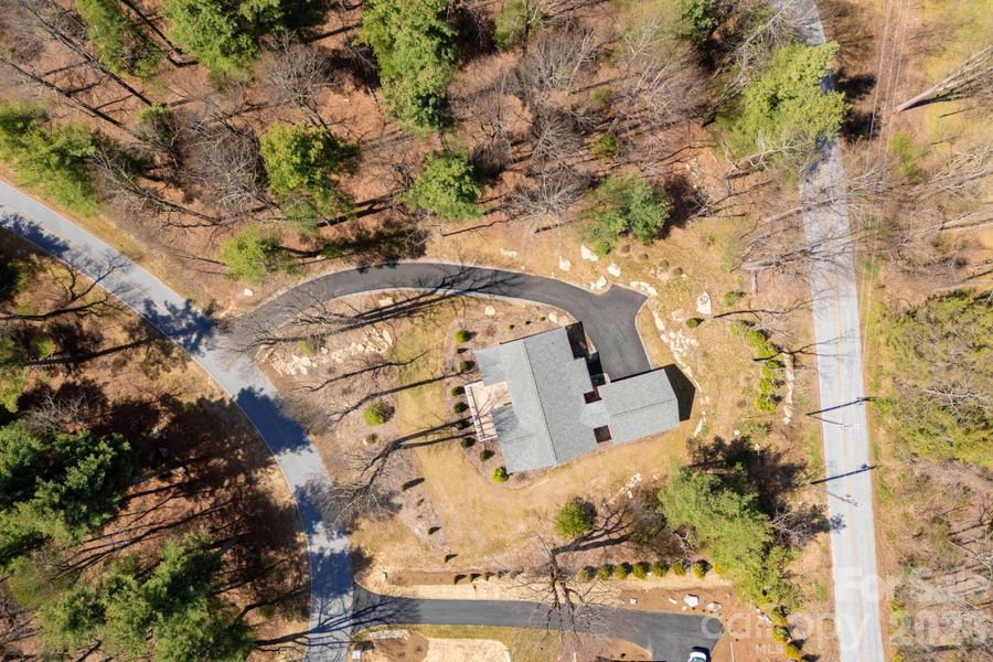 Site preparation for new homesites in , Flat Rock (Image 41).