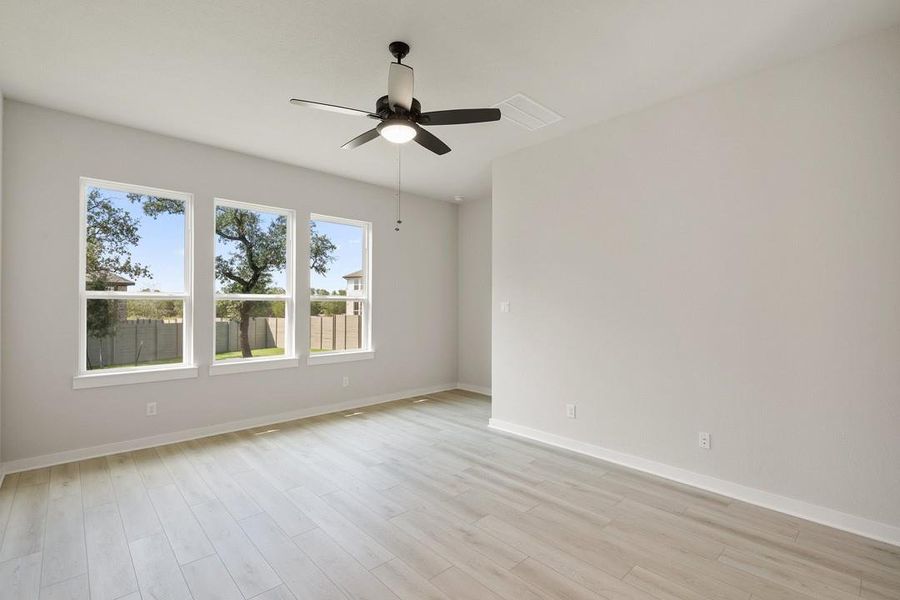Spacious, unfurnished interior of a new home in Park Collection At Wolf Ranch, Georgetown (Image 18).