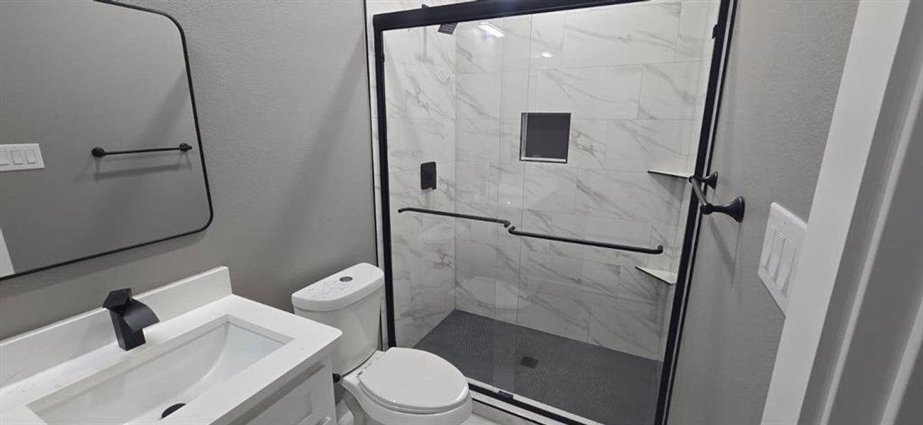 Furnished interior view inside a new home in , Gainesville (Image 6).