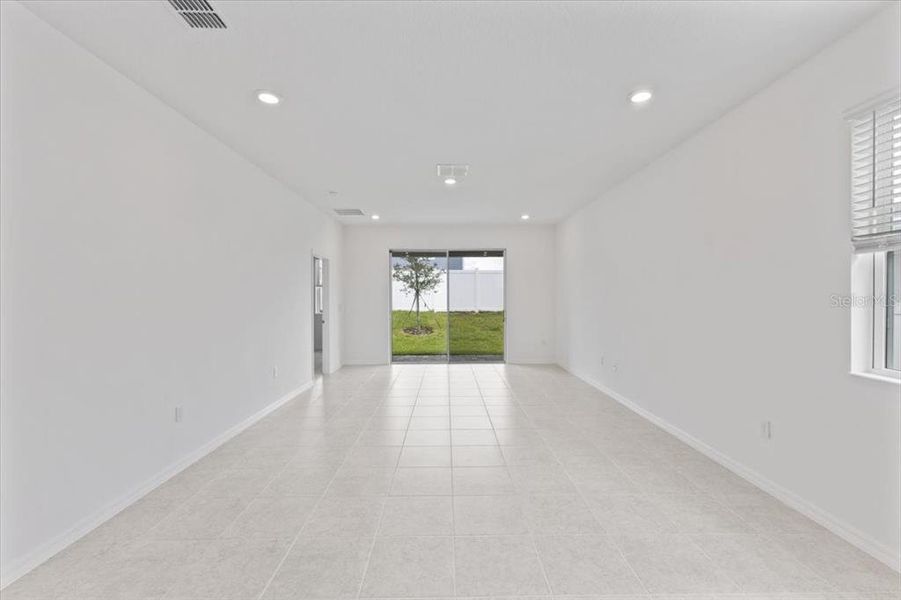 Spacious, unfurnished interior of a new home in Mirror Lake Village, Fruitland Park (Image 12). Spacious, unfurnished interior of a new home in Mirror Lake Village, Fruitland Park (Image 12).