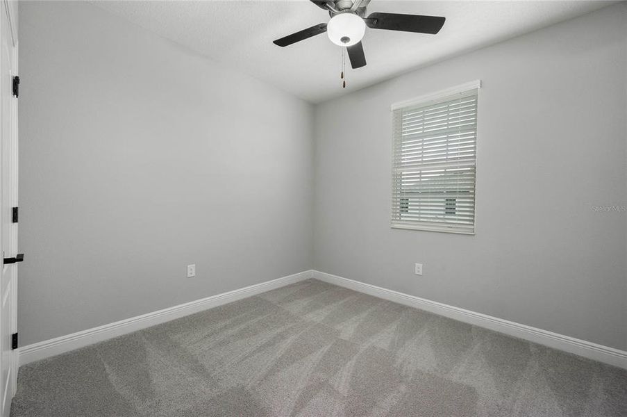 Spacious, unfurnished interior of a new home in Reunion Village, Kissimmee (Image 23).