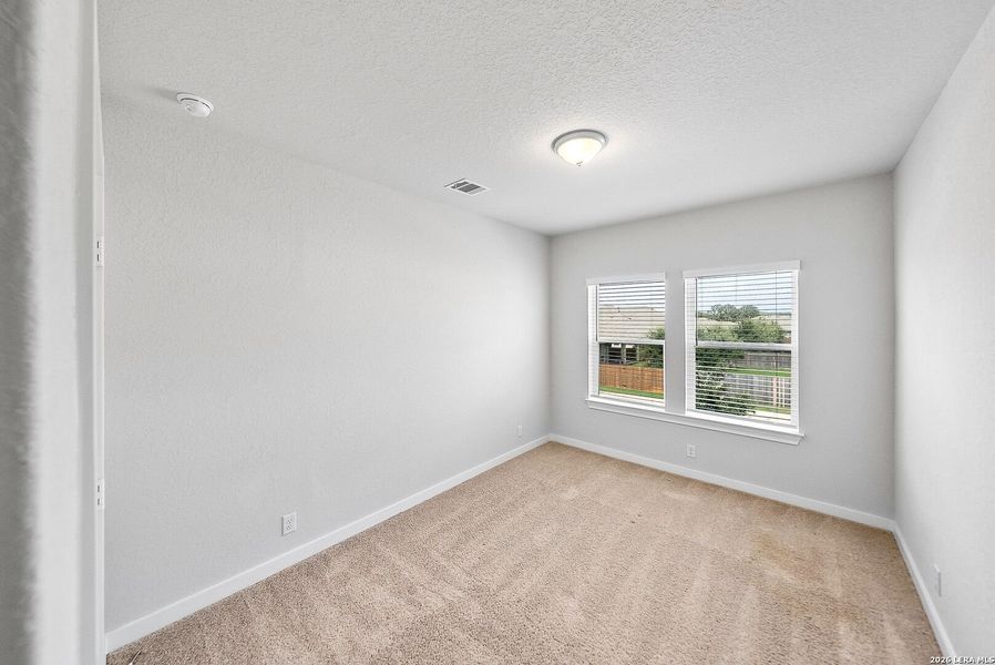 Spacious, unfurnished interior of a new home in Davis Ranch 60', San Antonio (Image 44).