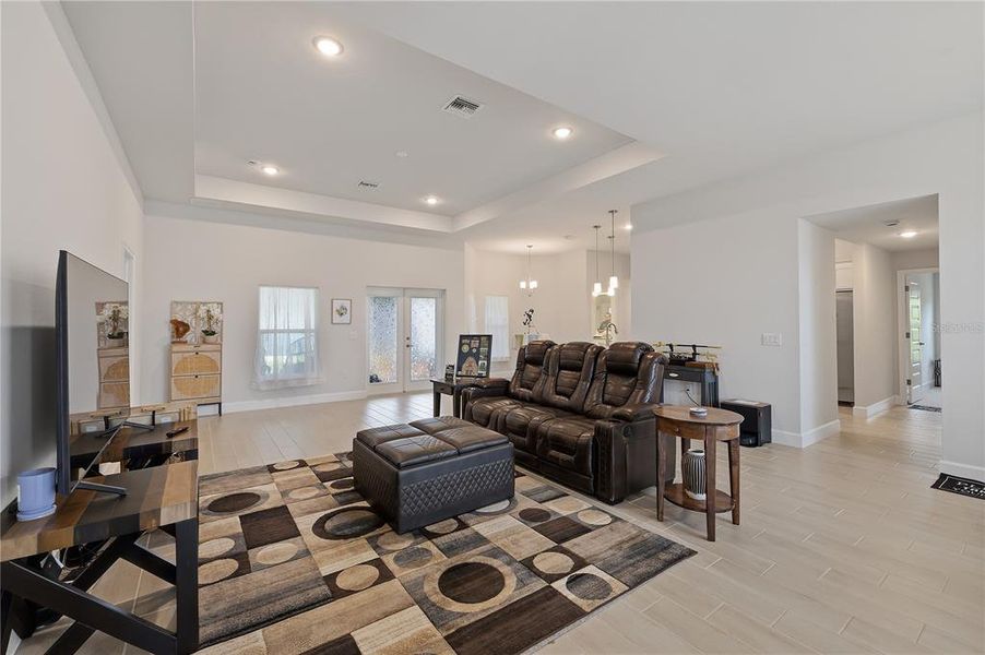Furnished interior view inside a new home in , Port Charlotte (Image 16).