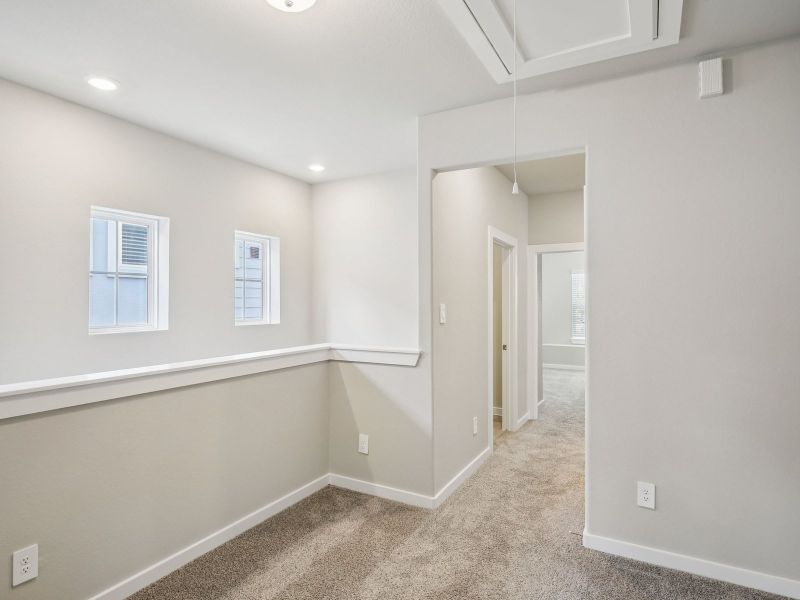Spacious, unfurnished interior of a new home in Pinewood Trails - City Series, Atascocita (Image 12).