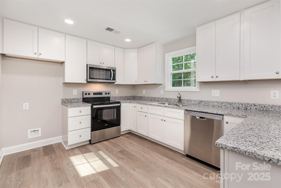 Furnished interior view inside a new home in , Kannapolis (Image 5).