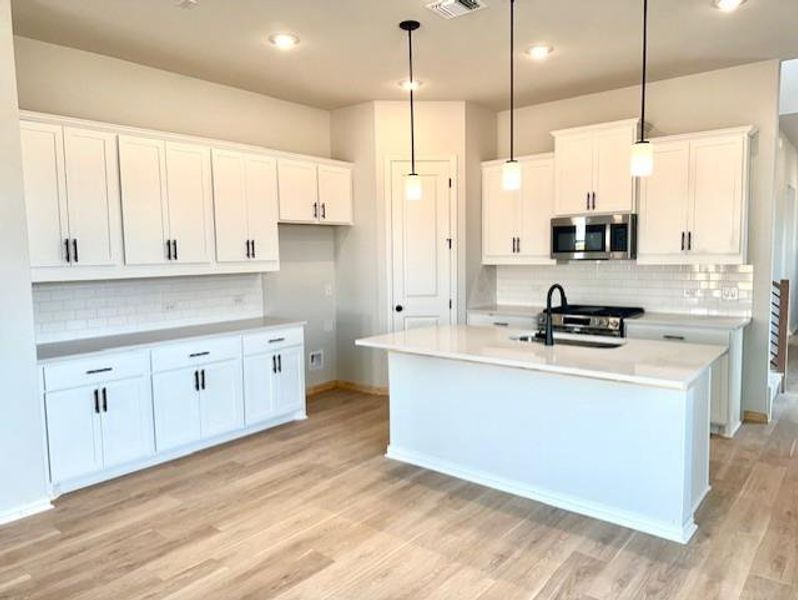 Furnished interior view inside a new home in Heritage, Dripping Springs (Image 7). Furnished interior view inside a new home in Heritage, Dripping Springs (Image 7).