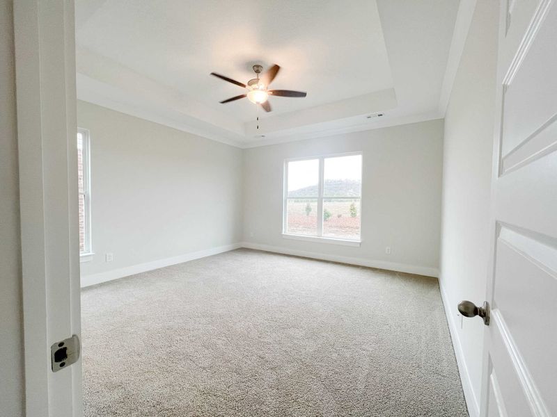 Spacious, unfurnished interior of a new home in Westfield Garden Homes, Gallatin (Image 5).
