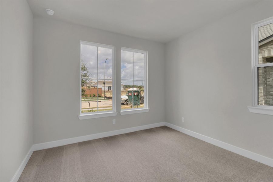 Spacious, unfurnished interior of a new home in Midline, Webster (Image 36).