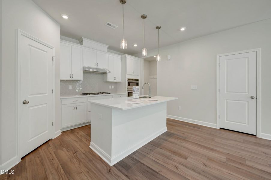 RAL_MewsatHoldingVillage_Sampson-MewsatH