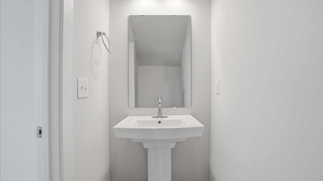 Furnished interior view inside a new home in Harrier Point, Woodruff (Image 10).