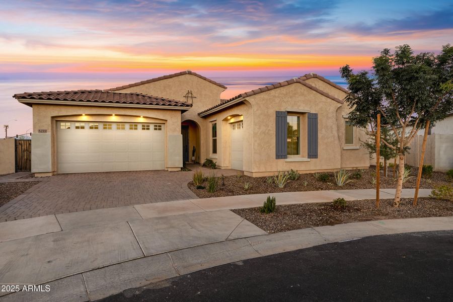 5211 S Del Rancho-70