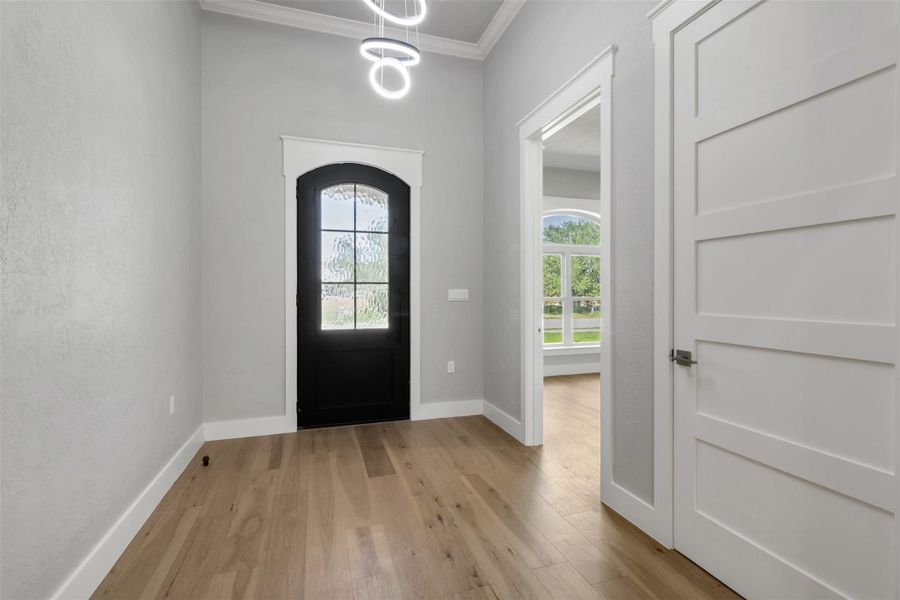 Spacious, unfurnished interior of a new home in , College Station (Image 38).