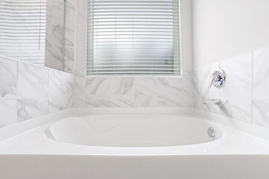 Image 32 of a home in Waters Edge.