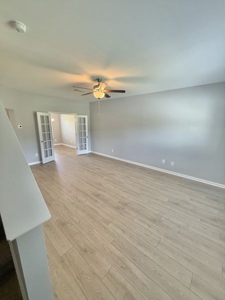 Spacious, unfurnished interior of a new home in Stone Fort Meadows, Manchester (Image 4).