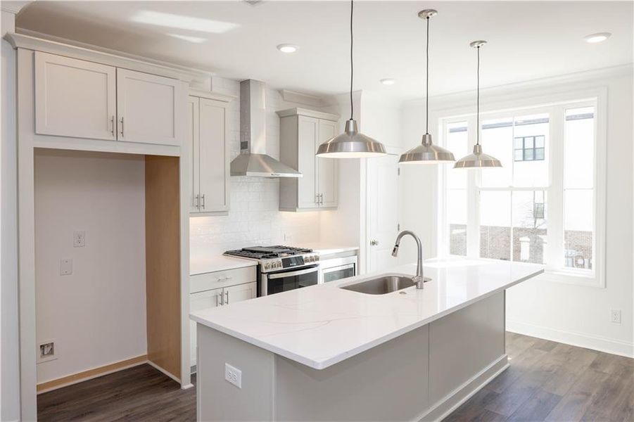 Furnished interior view inside a new home in Millcroft Townhomes, Buford (Image 4). Furnished interior view inside a new home in Millcroft Townhomes, Buford (Image 4).