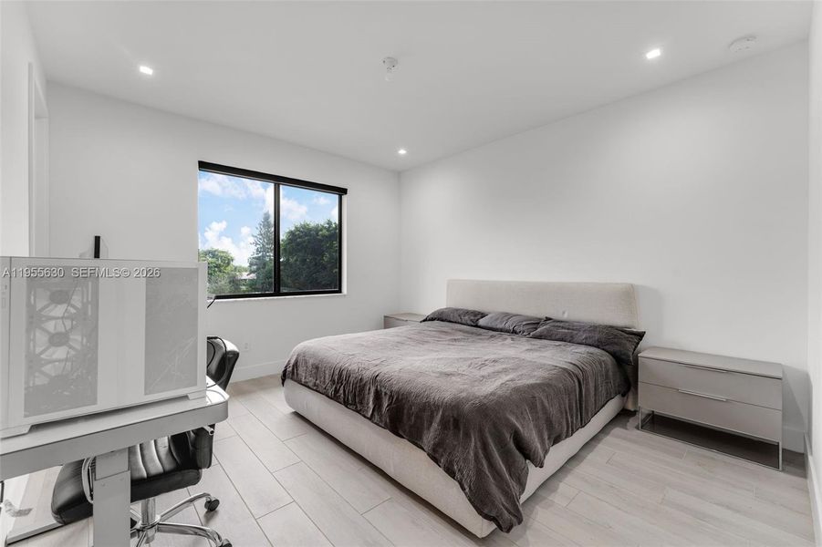 Furnished interior view inside a new home in , Southwest Ranches (Image 11).