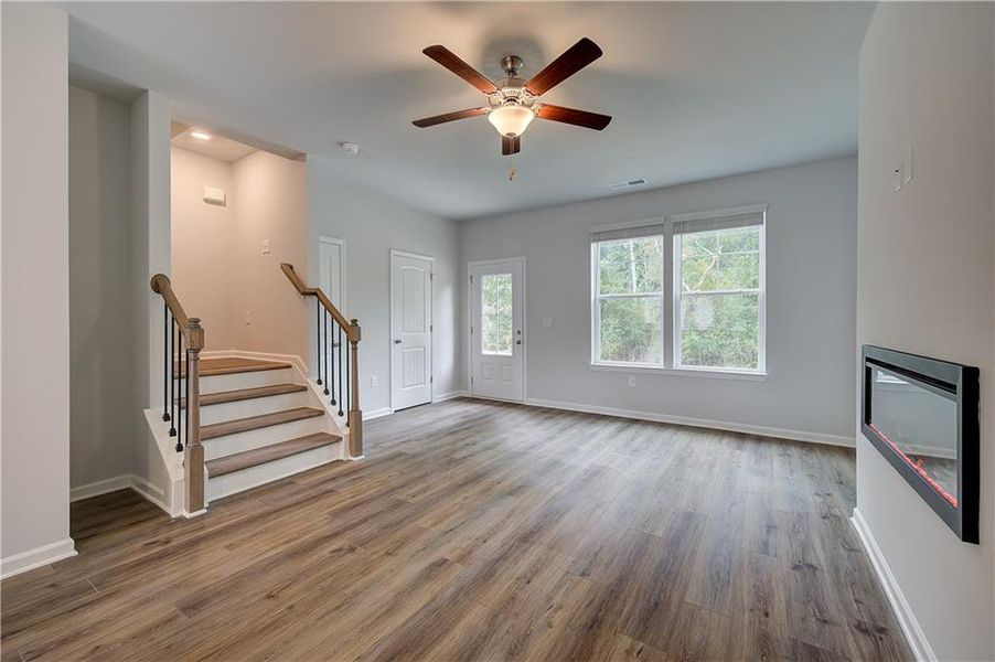 Spacious, unfurnished interior of a new home in Daybreak, Newnan (Image 14).