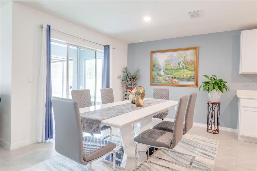 Furnished interior view inside a new home in Huntington Ridge, Ocala (Image 8). Furnished interior view inside a new home in Huntington Ridge, Ocala (Image 8).
