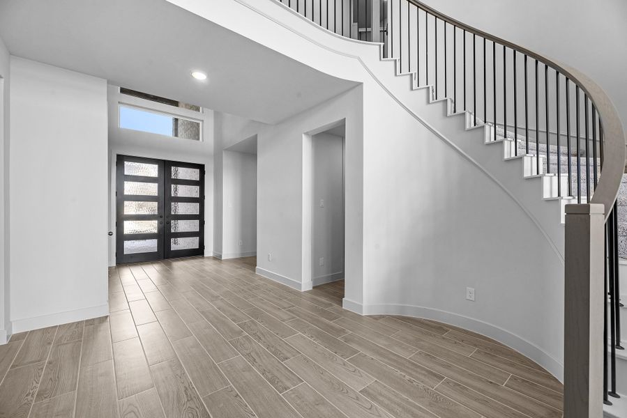 Representative unfurnished interior of a home built from the The Dallas by Westin Homes in Provence, Briarcliff (Image 13).