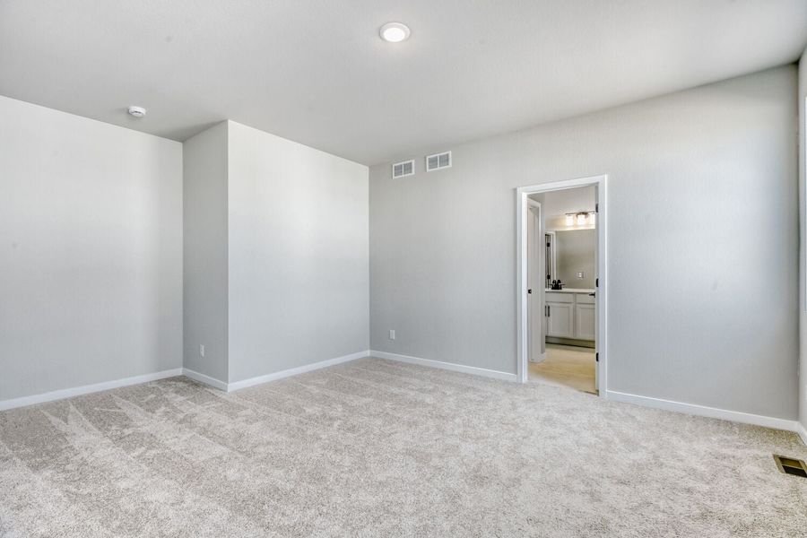 New Home in Frederick, CO.  - Slide 19