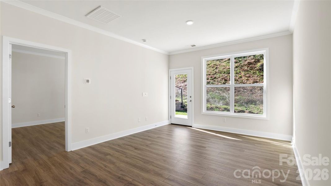 Spacious, unfurnished interior of a new home in , Weaverville (Image 24).