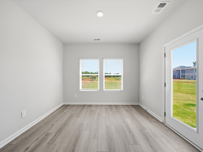 Spacious, unfurnished interior of a new home in Pleasant Brook, Piedmont (Image 14). Spacious, unfurnished interior of a new home in Pleasant Brook, Piedmont (Image 14).