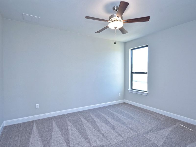 Representative unfurnished interior of a home built from the San Simeon I by Giddens Homes in Clearwater Ranch, Liberty Hill (Image 480).