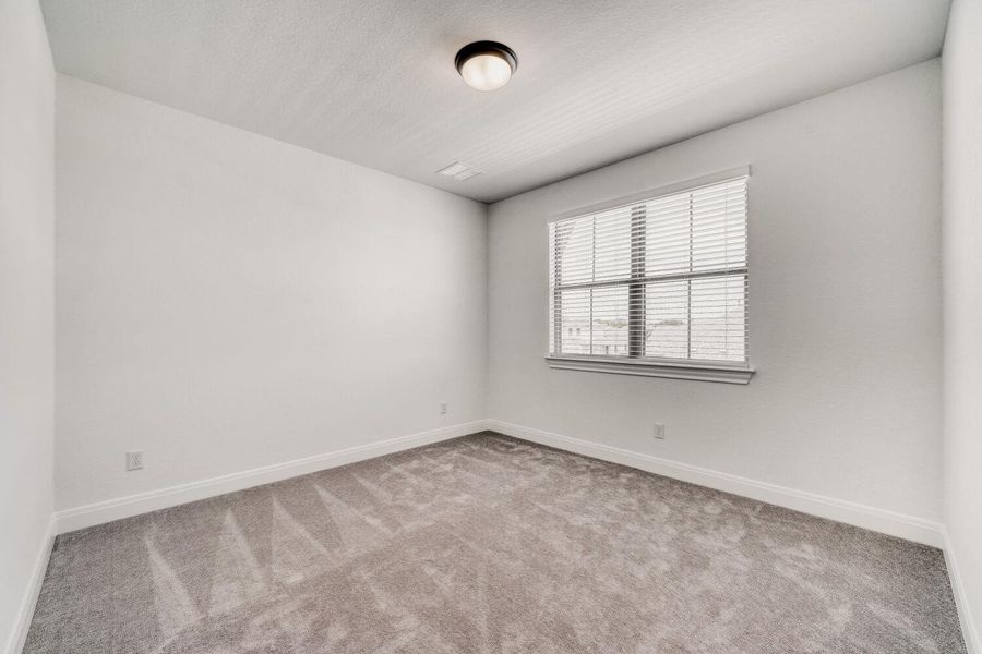 Spacious, unfurnished interior of a new home in , Buda (Image 21).