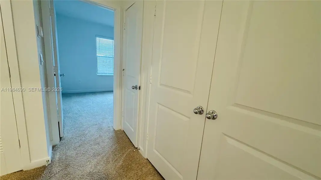 Spacious, unfurnished interior of a new home in , Florida City (Image 16).