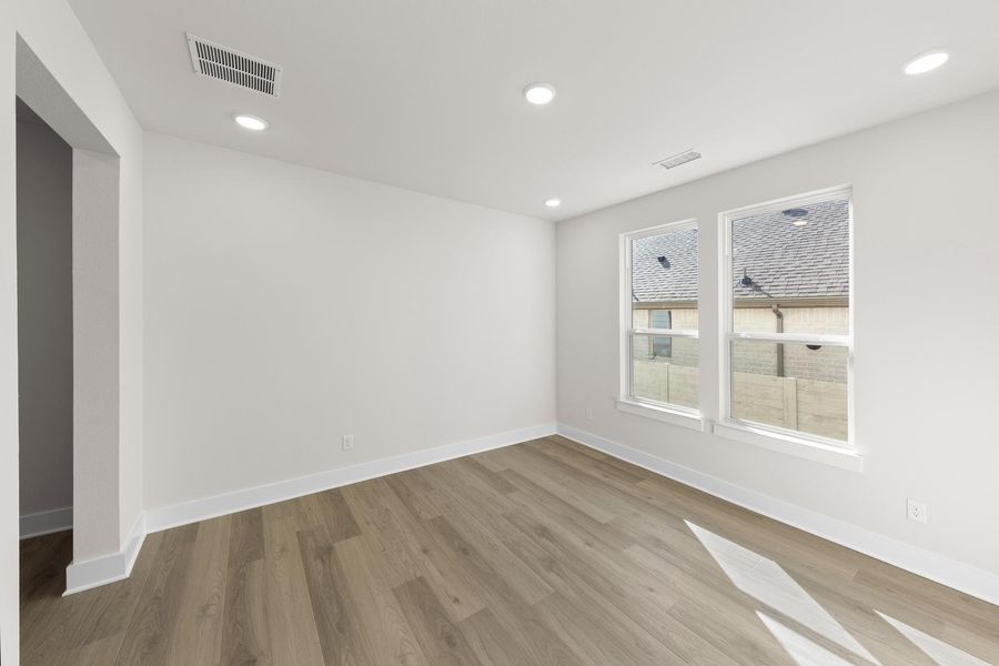 Spacious, unfurnished interior of a new home in Inspiration Collection 60 at Painted Tree, McKinney (Image 14). Spacious, unfurnished interior of a new home in Inspiration Collection 60 at Painted Tree, McKinney (Image 14).