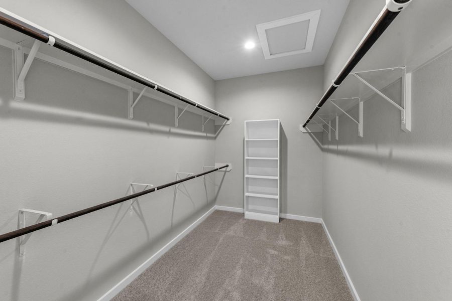 Spacious, unfurnished interior of a new home in Briarwood Crossing, Rosenberg (Image 22).