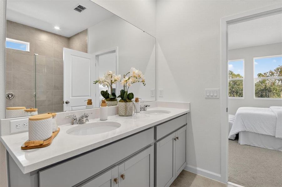 Furnished interior view inside a new home in Rainwood, Clermont (Image 3).