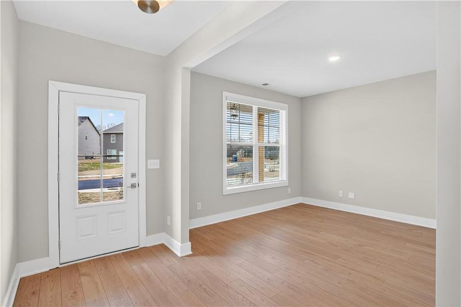 Spacious, unfurnished interior of a new home in , Villa Rica (Image 13).