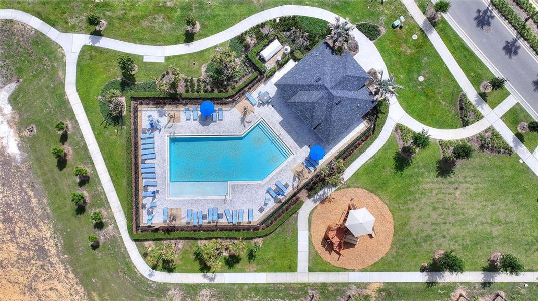 Community amenities in , Davenport (Image 26).