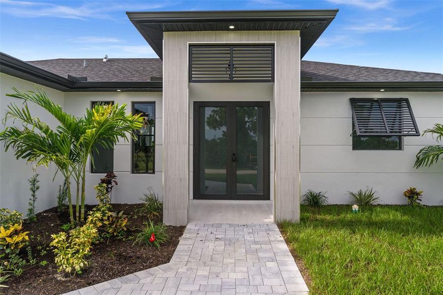 Exterior details and patio area of a home in , Cape Coral (Image 23). Exterior details and patio area of a home in , Cape Coral (Image 23).