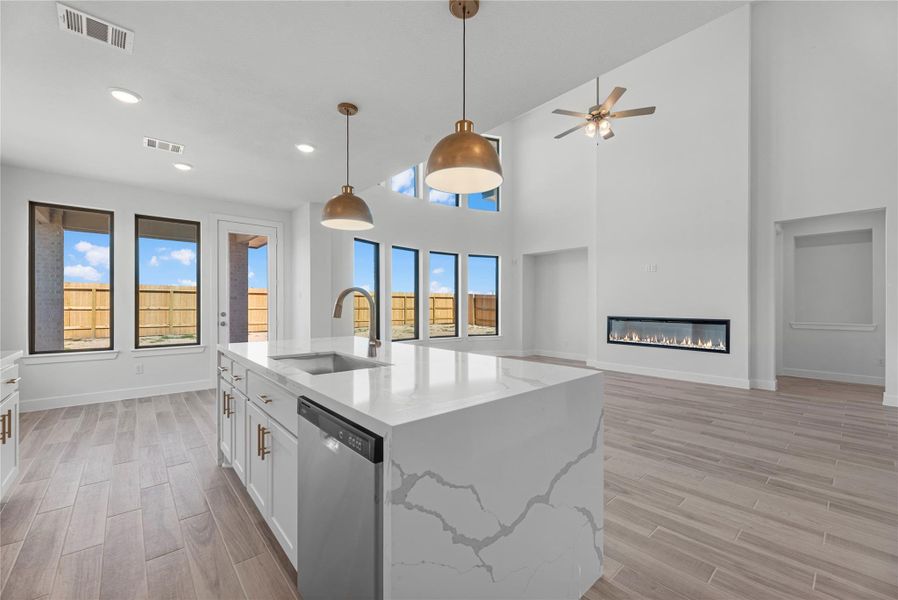 Furnished interior view inside a new home in Lago Mar, Texas City (Image 6).