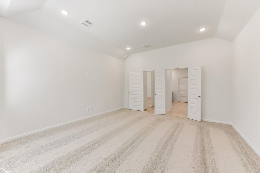 Spacious, unfurnished interior of a new home in Encino Estates, Dayton (Image 20). Spacious, unfurnished interior of a new home in Encino Estates, Dayton (Image 20).