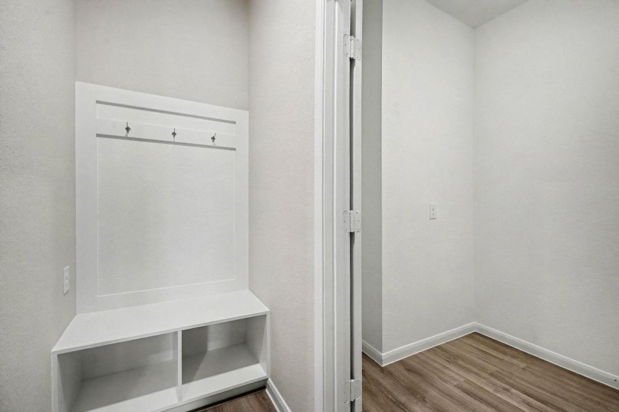 Spacious, unfurnished interior of a new home in Southwinds, Baytown (Image 25). Spacious, unfurnished interior of a new home in Southwinds, Baytown (Image 25).