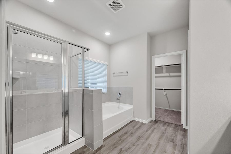 Furnished interior view inside a new home in Rollingbrook Estates, Baytown (Image 16).