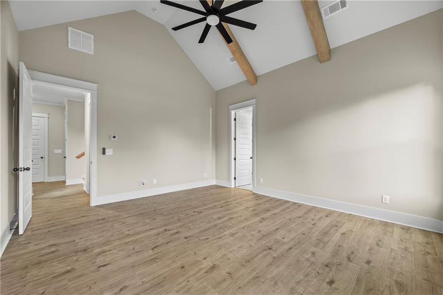 Spacious, unfurnished interior of a new home in , Monroe (Image 56).